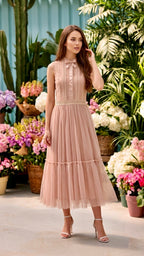 Robe Fluide Romantique Aérienne Raffinée