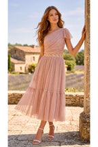 Robe “Brise Océane” en Tulle Plumetis & Coupe Asymétrique - Beige