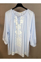 Blouse fluide brodée bohème bleu écru - Bleu