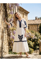 Robe Bohème Brodée Lora Esprit Soleil Élégant - Blanc