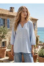 Blouse bohème brodée à encolure fendue - Bleu